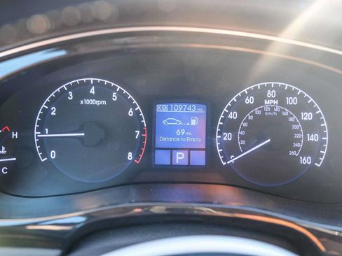 Used 2013 Hyundai Genesis 3.8 RWD image 25
