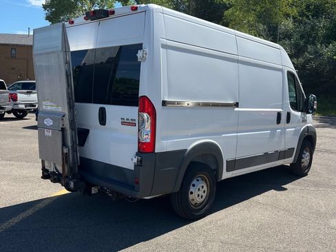Used 2015 RAM ProMaster 2500 w/ Interior Convenience Group FWD image 4