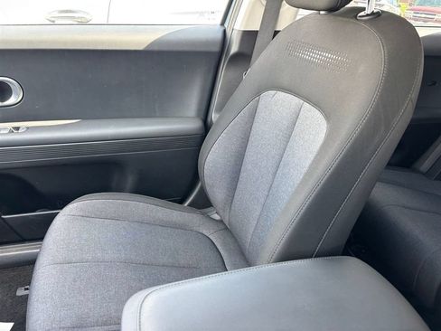 Used 2024 Hyundai Ioniq 5 SE RWD image 9