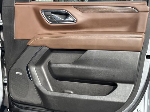 Used 2023 Chevrolet Tahoe High Country image 15