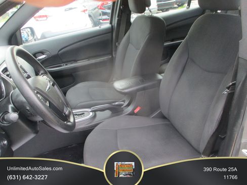 Used 2013 Chrysler 200 LX FWD image 5