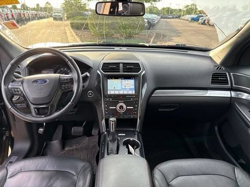 Used 2018 Ford Explorer Sport w/ Equipment Group 401A AWD/4WD image 29