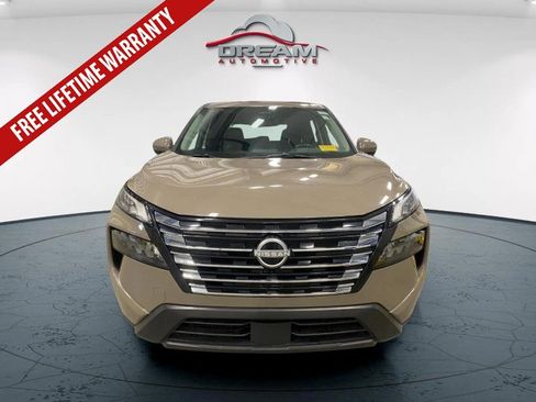Used 2025 Nissan Rogue SV FWD image 3