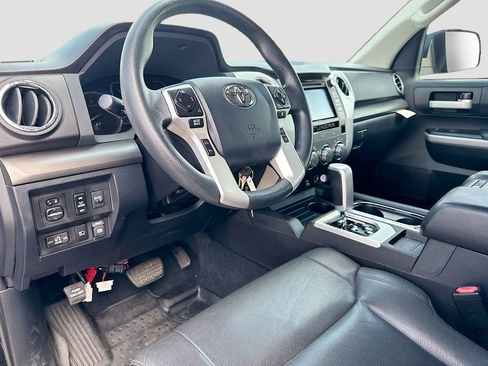 Used 2018 Toyota Tundra SR5 w/ SR5 Upgrade Package RWD image 11