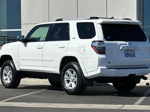 Used 2020 Toyota 4Runner SR5 image 5