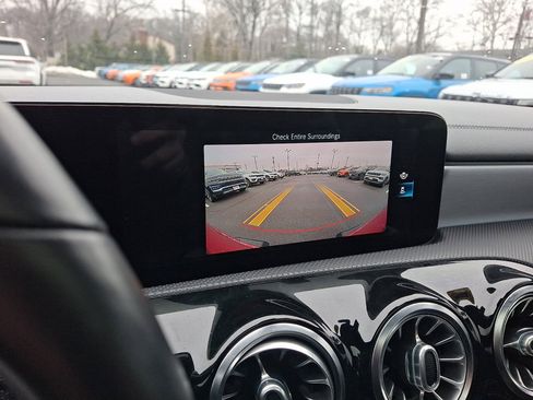 Used 2021 Mercedes-Benz CLA 250 4MATIC image 27