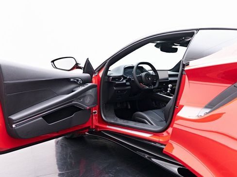 Used 2025 Lotus Emira RWD image 42