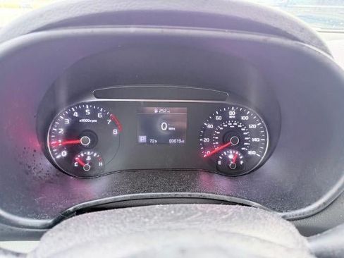 Used 2021 Kia Soul LX FWD image 16