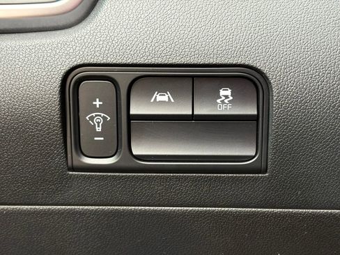 Used 2022 Kia Sorento S FWD image 22