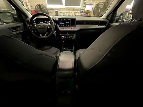 Used 2024 Ford Maverick XL image 3