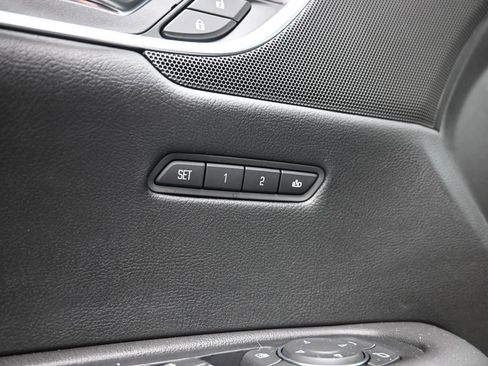 Used 2018 Cadillac XT5 Luxury w/ LPO, Sport Package image 23