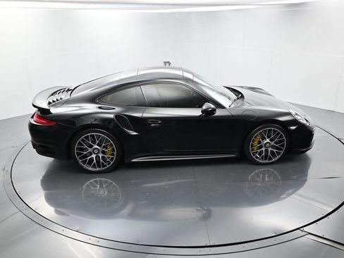 Used 2014 Porsche 911 Turbo S image 39