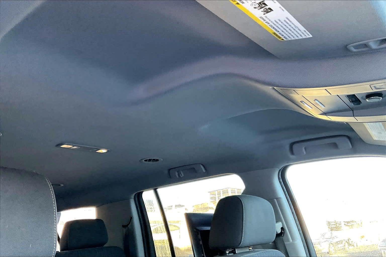 Used 2020 GMC Yukon XL SLE w/ Convenience Package RWD image 30