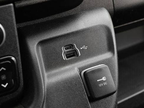 Used 2023 RAM ProMaster 2500 FWD image 19