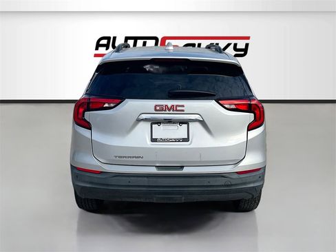 Used 2018 GMC Terrain SLE w/ Driver Convenience Package image 6