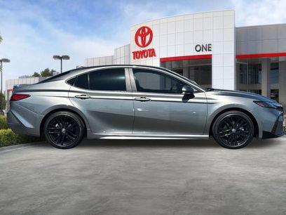 Used 2025 Toyota Camry SE w/ Multimedia Upgrade Package