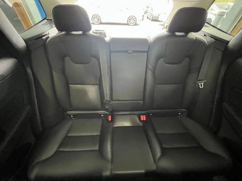 Used 2024 Volvo XC60 B5 Core image 25