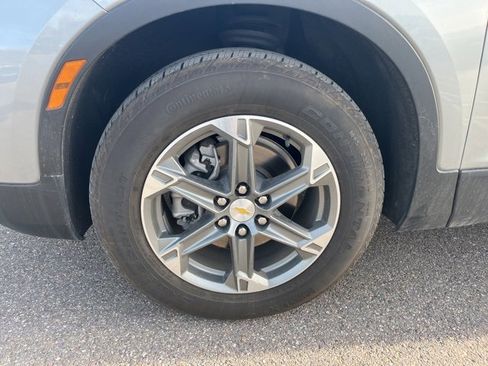 Used 2024 Chevrolet Blazer LT w/ Convenience Package image 9