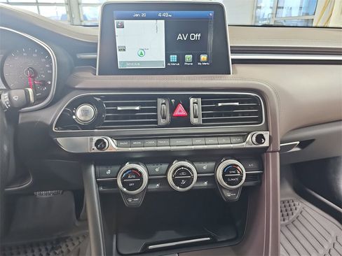 Used 2019 Genesis G70 2.0T Advanced image 25