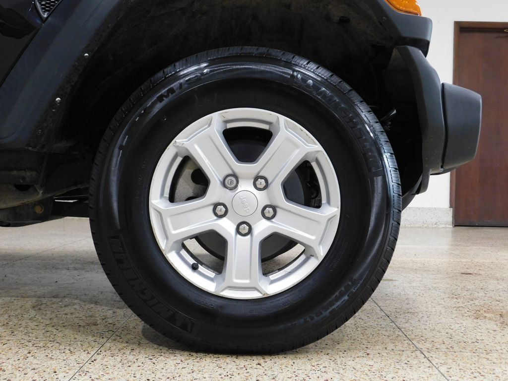 Used 2021 Jeep Wrangler Sport AWD/4WD image 73