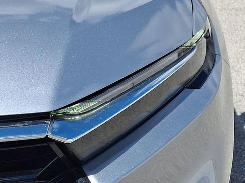 Used 2023 Honda CR-V EX-L image 12