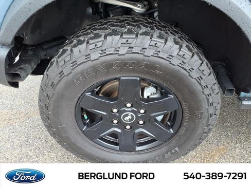Used 2024 Ford Bronco Black Diamond AWD/4WD image 11