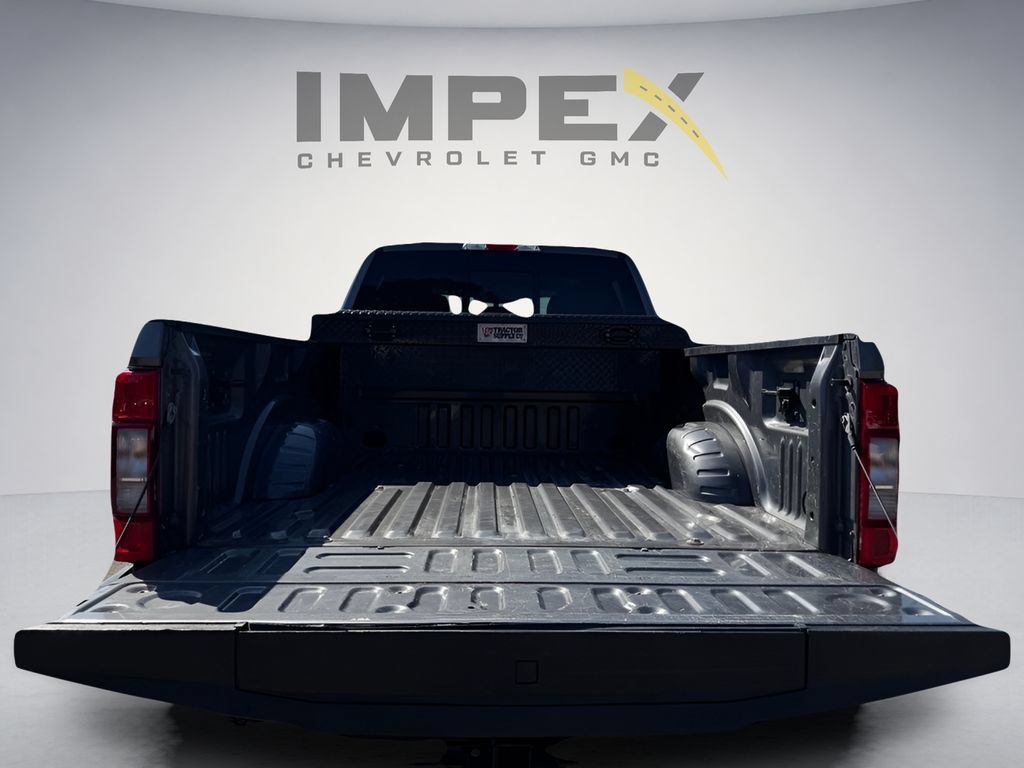Used 2021 Ford F250 XLT w/ XLT Premium Package AWD/4WD image 9