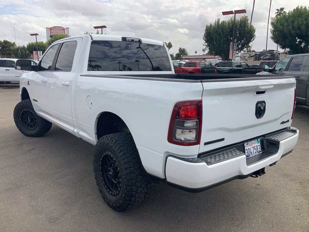 Certified 2020 RAM 2500 Big Horn w/ Night Edition AWD/4WD image 5