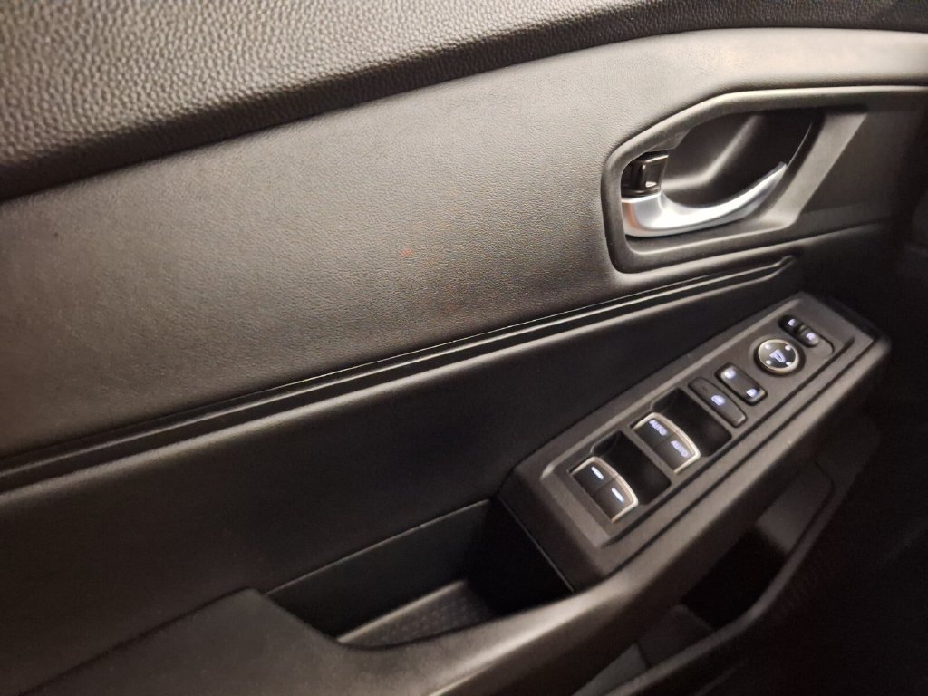 Used 2025 Honda Accord SE image 17