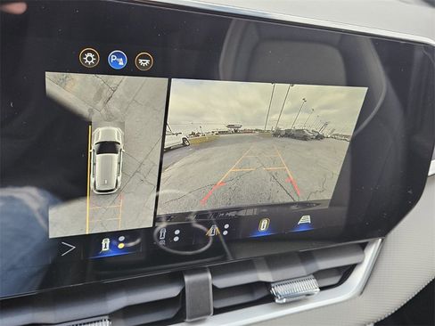 New 2026 Chevrolet Equinox LT w/ Convenience Package II image 22