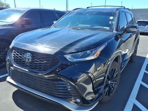 Used 2024 Toyota Highlander XSE AWD/4WD image 1