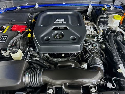 Used 2022 Jeep Wrangler Unlimited Rubicon 4xe w/ Steel Bumper Group image 31