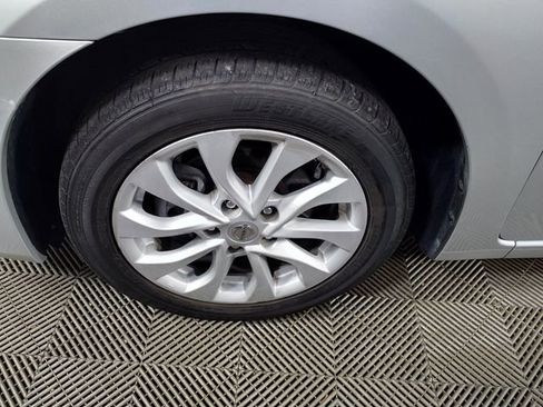 Used 2019 Nissan Sentra SV FWD image 9