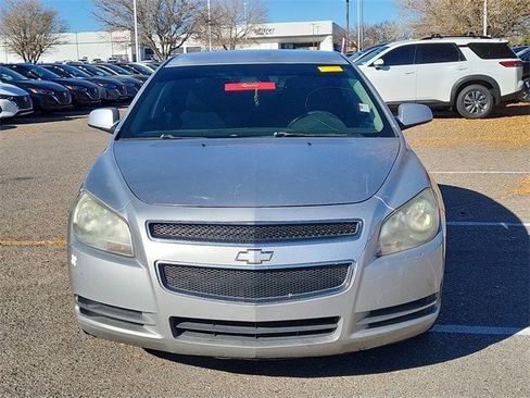 Used 2010 Chevrolet Malibu LT image 9
