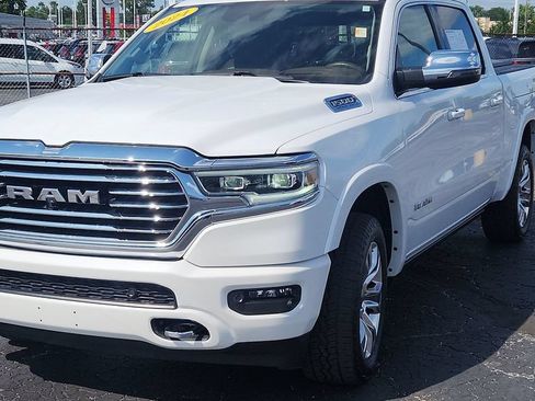 Used 2024 RAM 1500 Limited AWD/4WD image 3