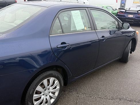Used 2013 Toyota Corolla image 4