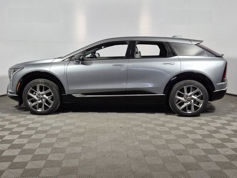 New 2026 Cadillac Optiq Luxury 1 image 4