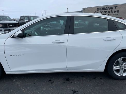Used 2023 Chevrolet Malibu LT FWD image 34