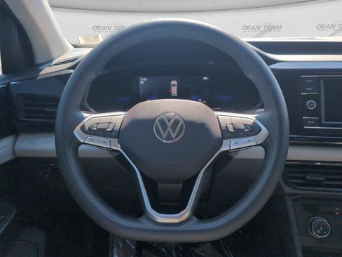 Used 2022 Volkswagen Taos S FWD image 17