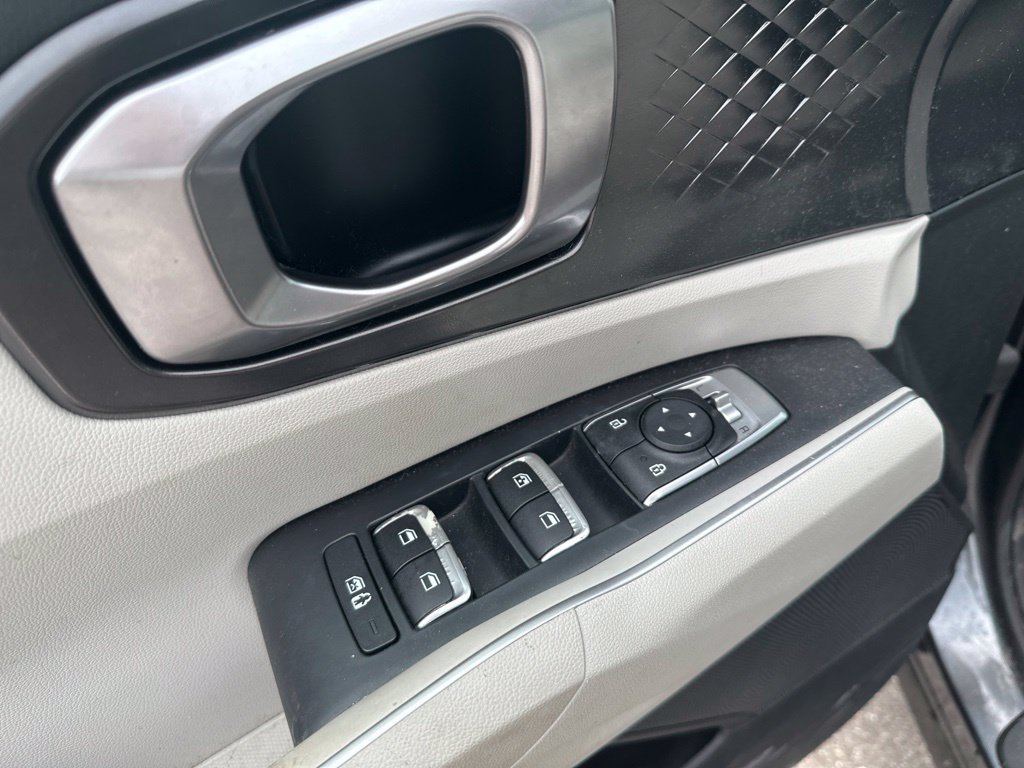 Used 2021 Kia Sorento S w/ Panoramic Sunroof Package FWD image 15