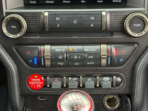 Used 2016 Ford Mustang Shelby GT350 w/ Technology Package image 21