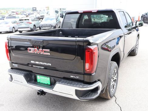 Used 2025 GMC Sierra 1500 SLT image 5