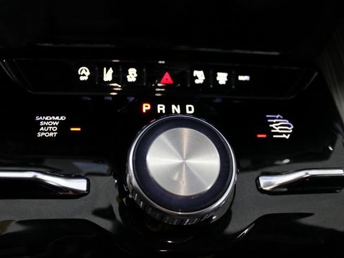 Used 2024 Jeep Wagoneer Series III image 49