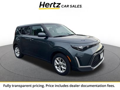 Used 2025 Kia Soul LX w/ LX Technology Package