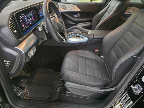 Certified 2025 Mercedes-Benz GLS 450 4MATIC image 25