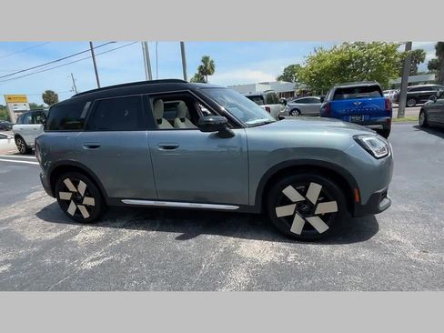 Certified 2025 MINI Cooper Countryman S w/ Comfort Package Max image 31