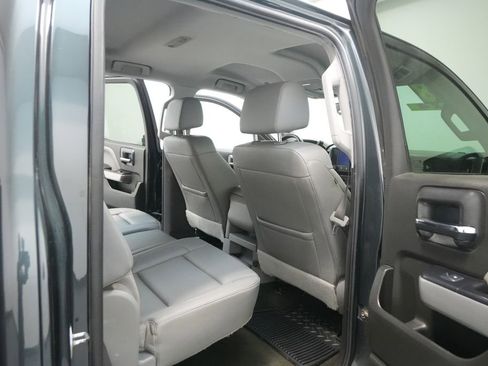 Used 2018 Chevrolet Silverado 1500 LTZ Z71 image 26