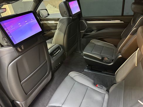 New 2026 Cadillac Escalade ESV Luxury w/ Touring Package image 49