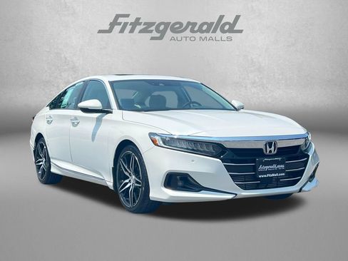 Used 2021 Honda Accord Touring image 1