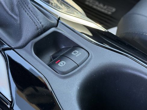 Certified 2024 Toyota Corolla Cross XLE w/ Convenience Package image 28